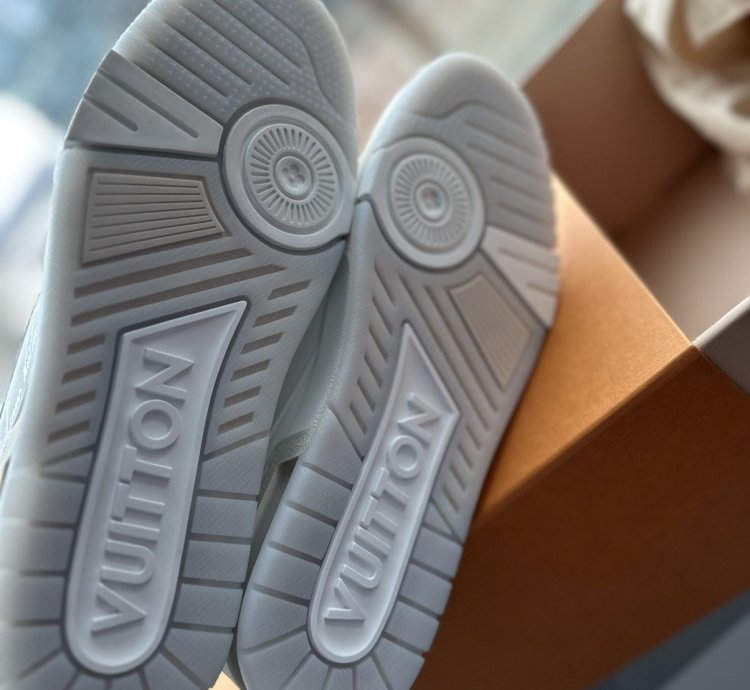 Sneaker Lv Trainer