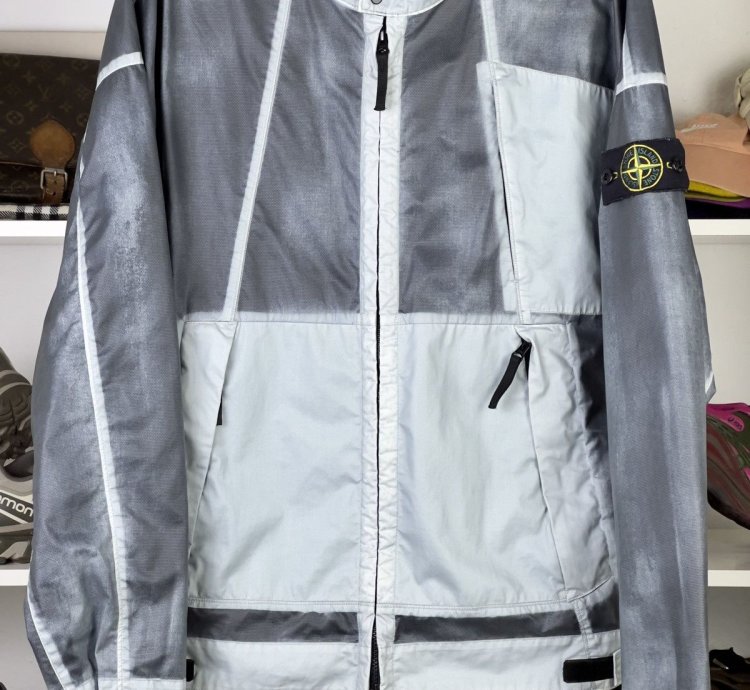 Very Rare Ss22 Stone Island Dust Color Carbon Jacket