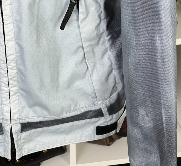 Very Rare Ss22 Stone Island Dust Color Carbon Jacket