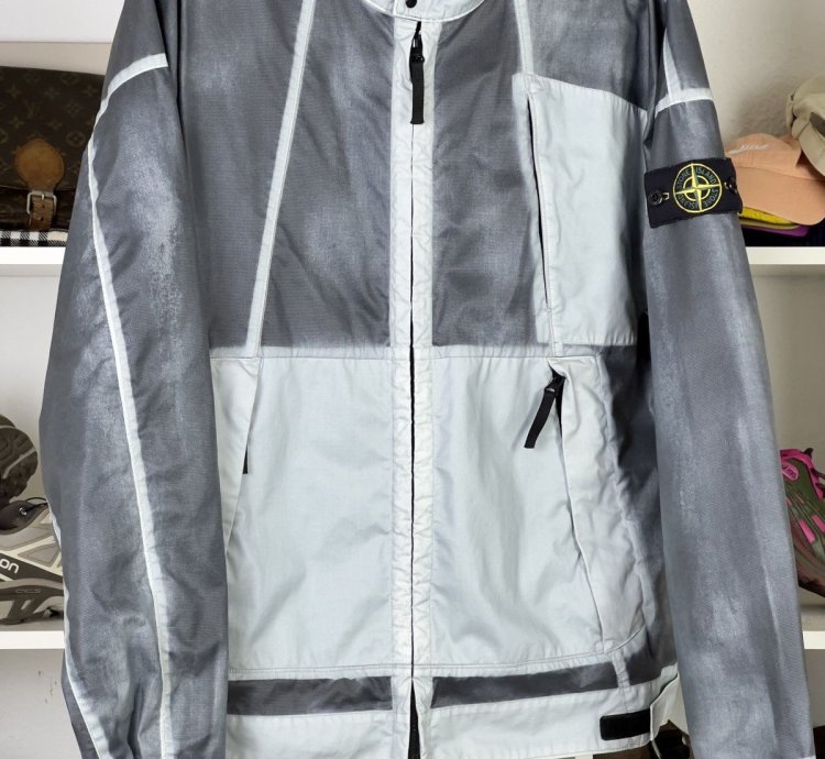 Very Rare Ss22 Stone Island Dust Color Carbon Jacket