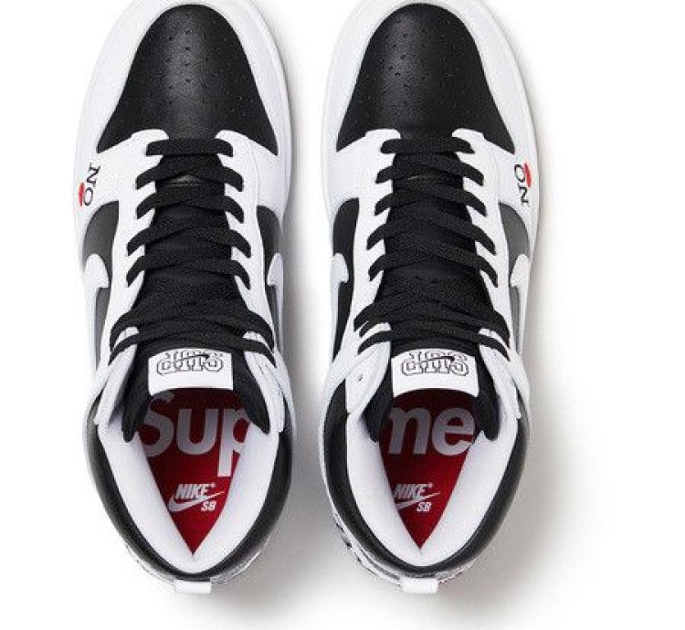 Sold Out Nike Supreme Sb Dunk High By Any Means