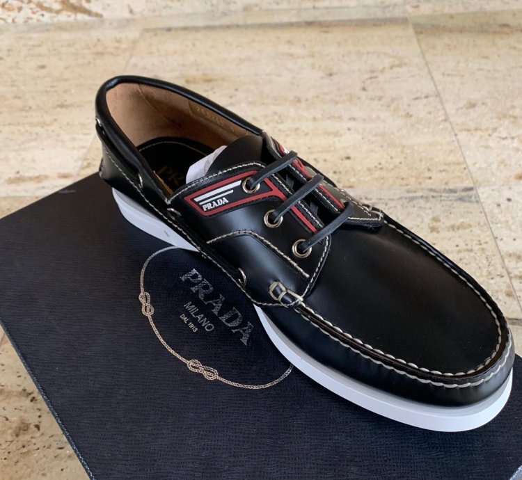 Sperry In Black
