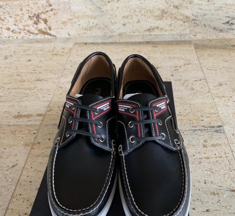 Sperry In Black