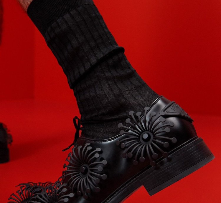 Ss22 Flower Leather Derby