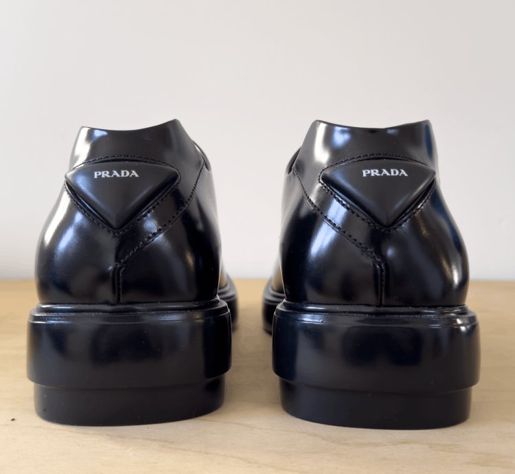 Ss24 Brushed Leather Derby Shoes prada Size 8
