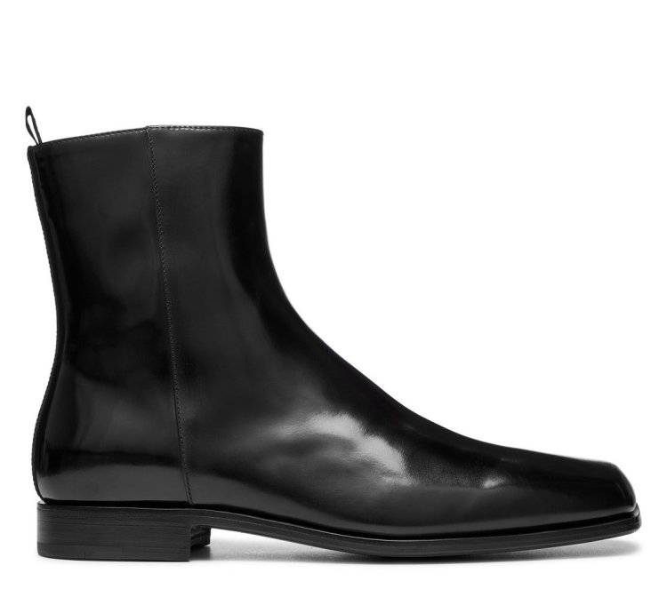 Ss24 Runway Prada Brushed Leather Ankle Square Toe Zip Boot