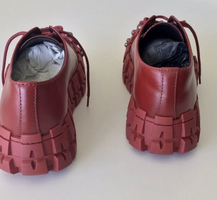 Studded Wheel Lug Sole Leather Derbies Drifter Shorts