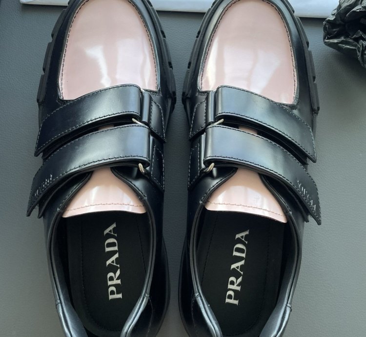 Super Runway Limited Edition Patent Leather Loafer Sneakers