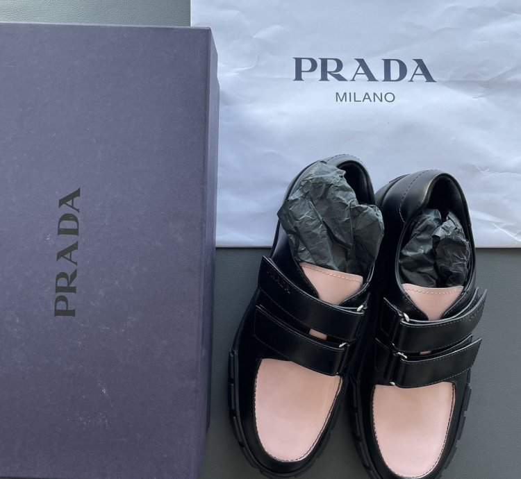 Super Runway Limited Edition Patent Leather Loafer Sneakers