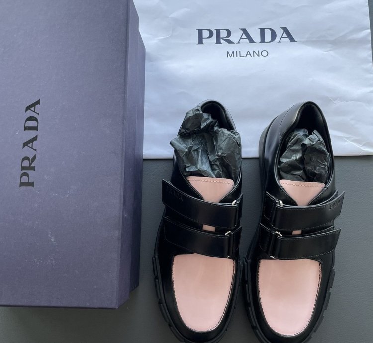 Super Runway Limited Edition Patent Leather Loafer Sneakers