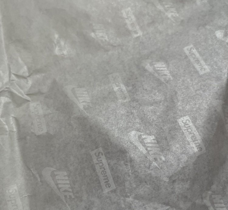 Supreme Air Bakin Black Gradient