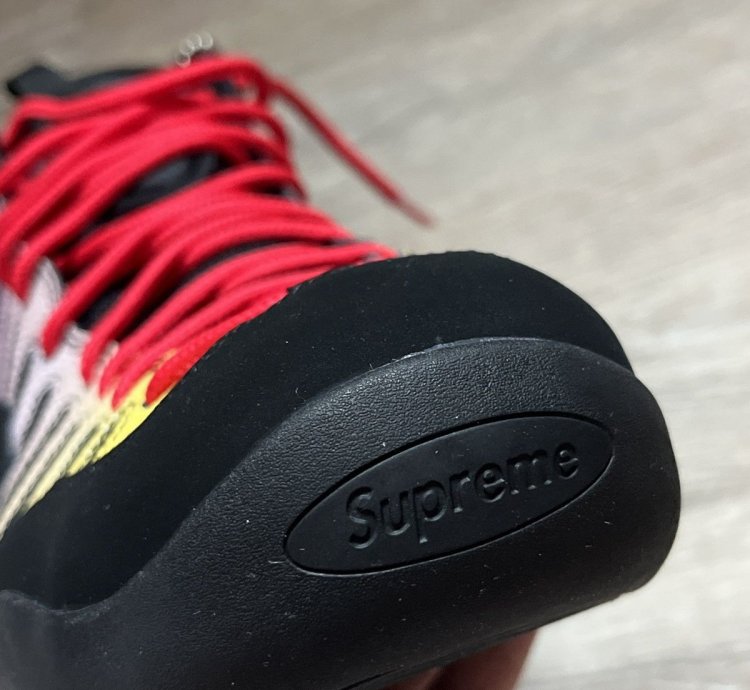 Supreme Air Bakin Black Gradient