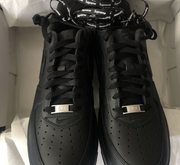 Supreme Air Force 1 Low Black