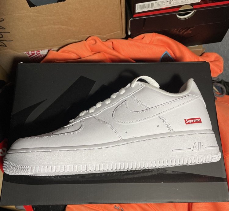 Supreme Air Force 1 Low White Size 9