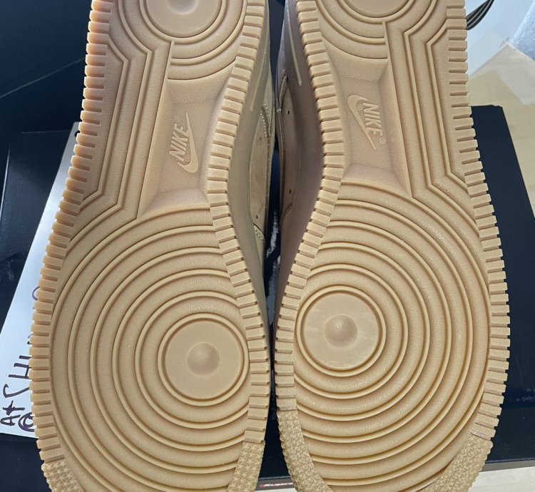 Supreme Air Force 1 Wheat Size 10m