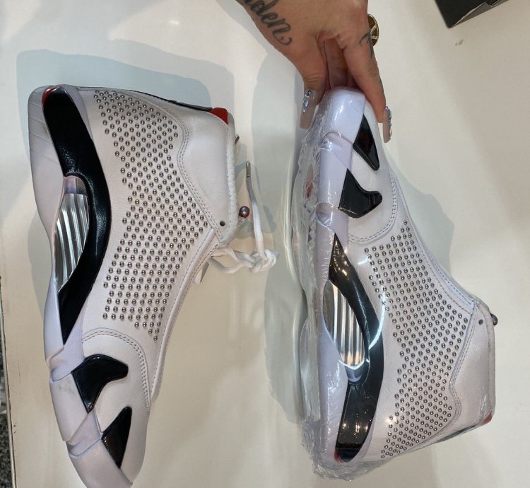 Supreme Air Jordan 14 Retros