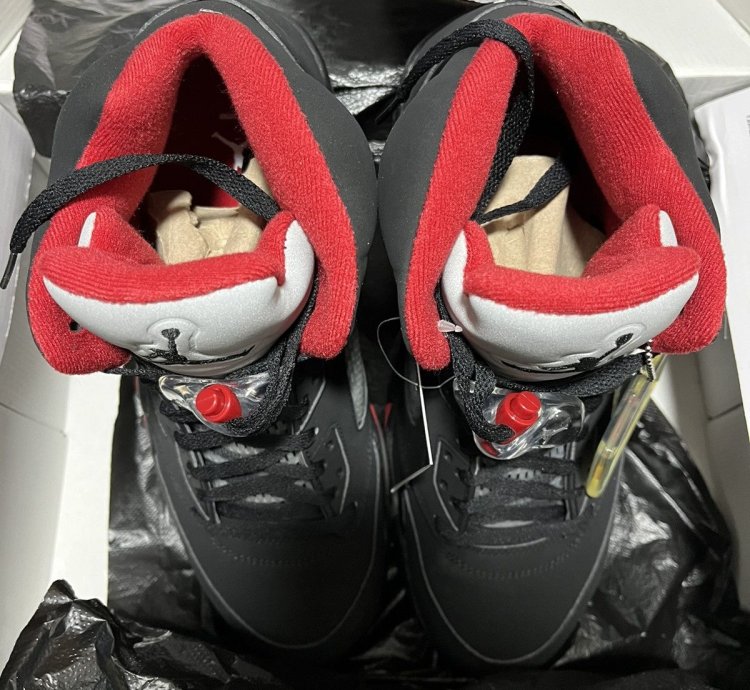 Supreme Air Jordan 5 Retro New