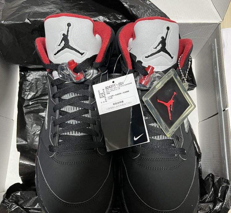 Supreme Air Jordan 5 Retro New