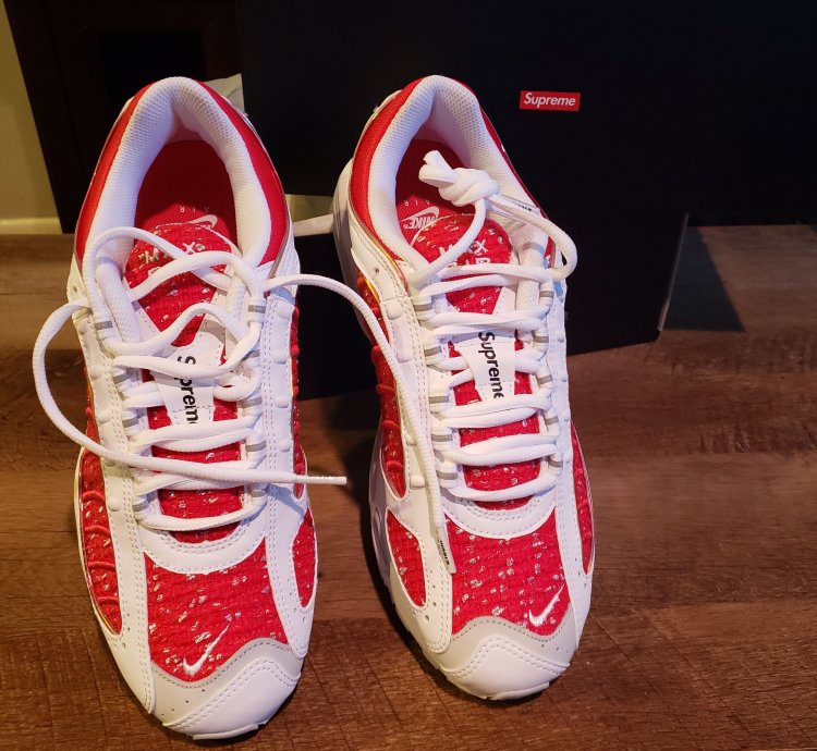 Supreme Air Max Tailwind 4 University Red