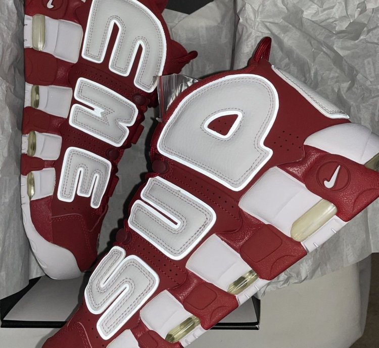 Supreme Air More Uptempo