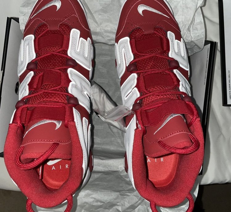 Supreme Air More Uptempo