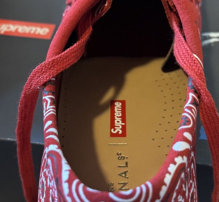 Supreme Clark Originals Wallabee Red Bandana 11 5