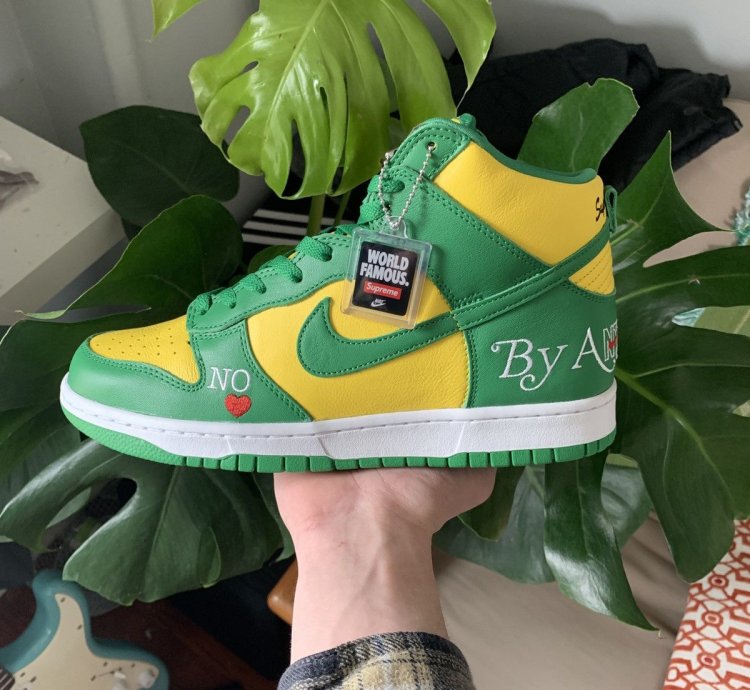 Supreme Dunk High By Any Means Nike Size 9