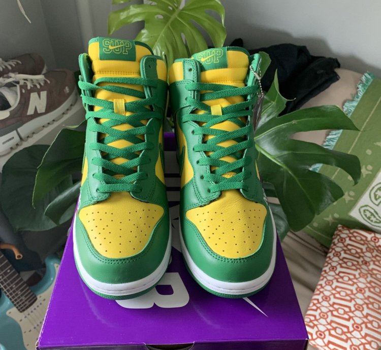 Supreme Dunk High By Any Means Nike Size 9