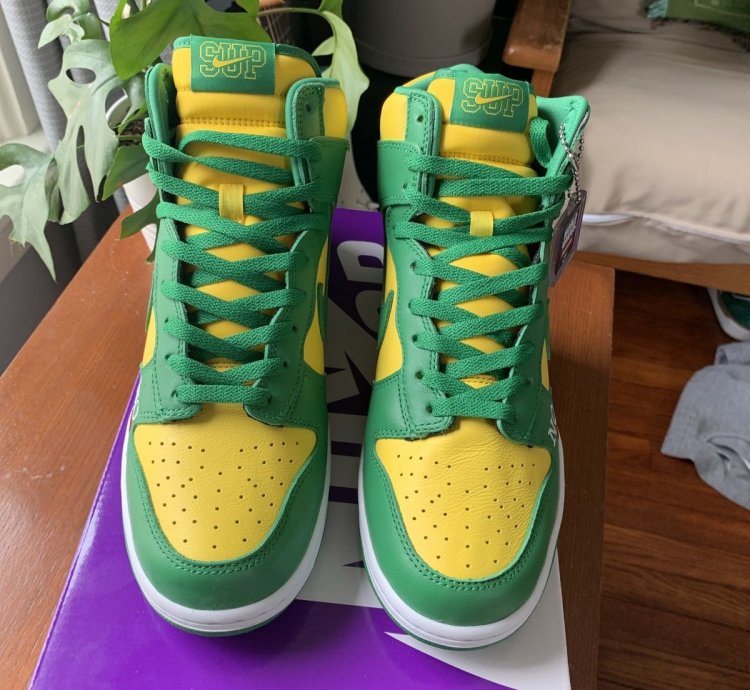 Supreme Dunk High By Any Means Nike Size 9