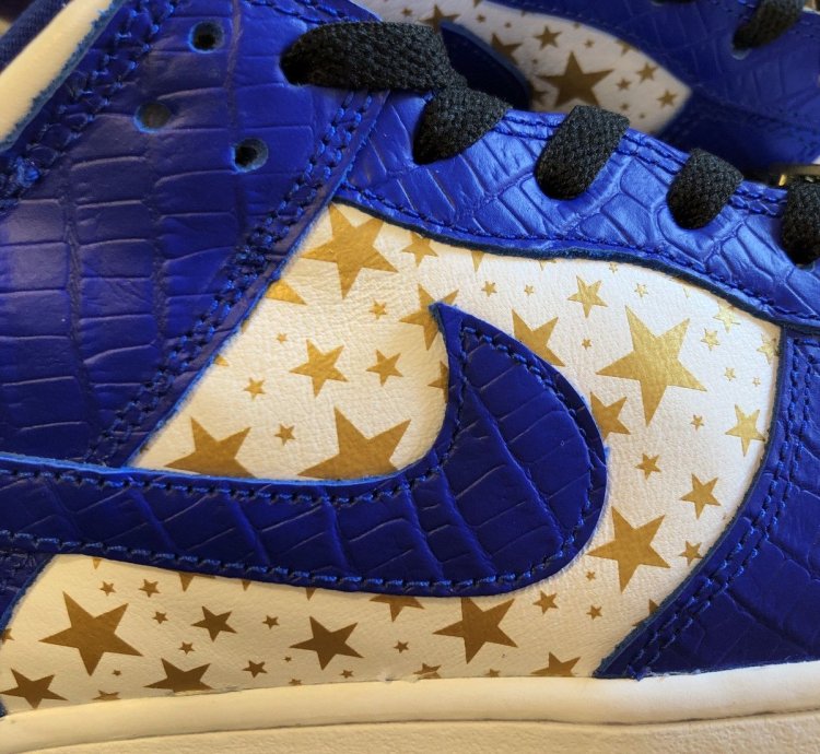 Supreme Dunk Low