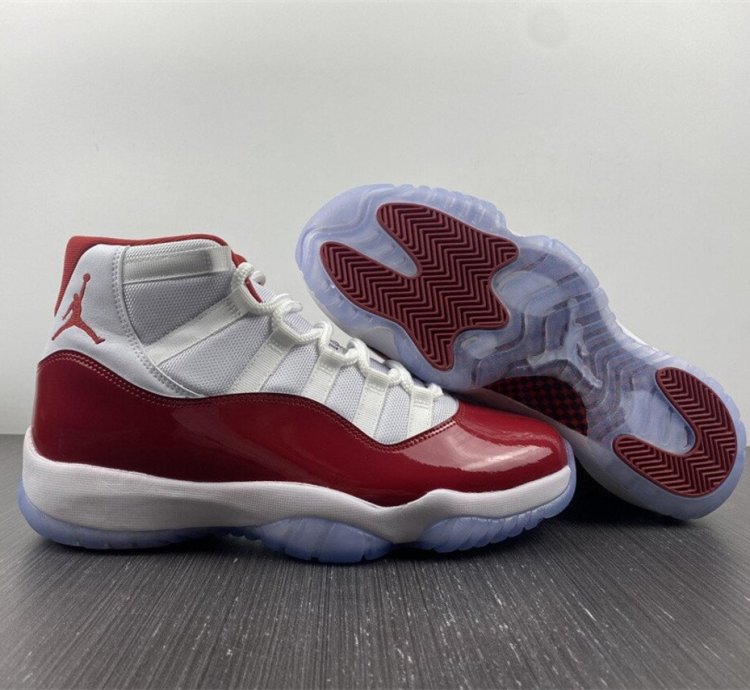 Nike Air Jordan 11 Retro Cherry 2022