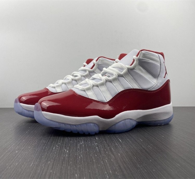 Nike Air Jordan 11 Retro Cherry 2022