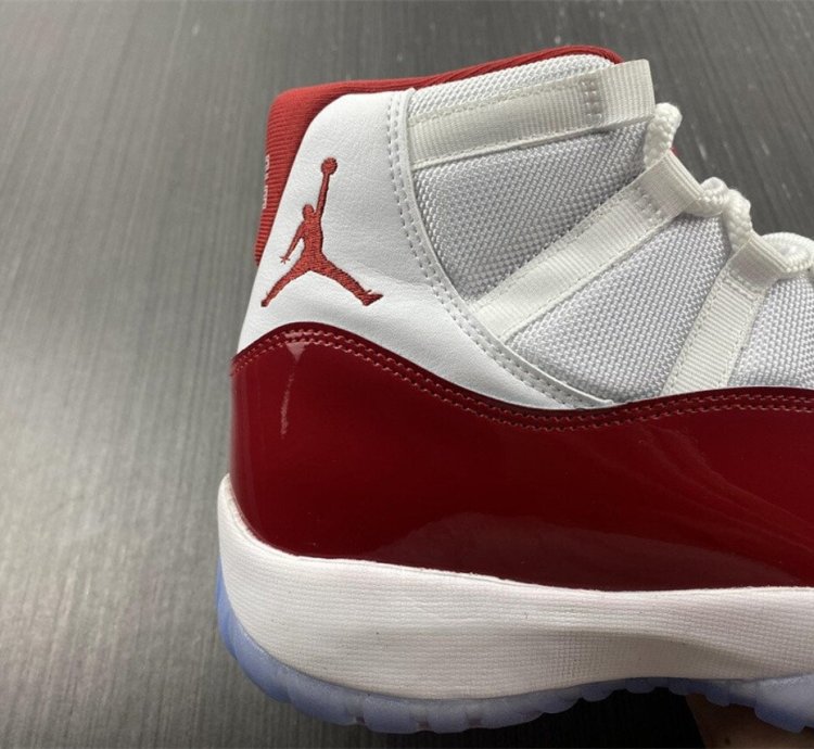 Nike Air Jordan 11 Retro Cherry 2022