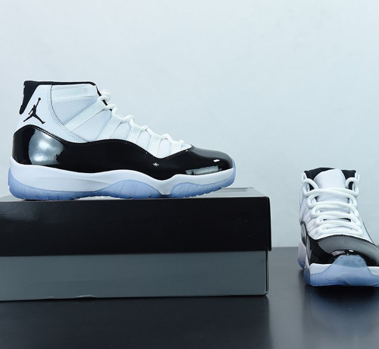 Nike Air Jordan 11 Retro Concord