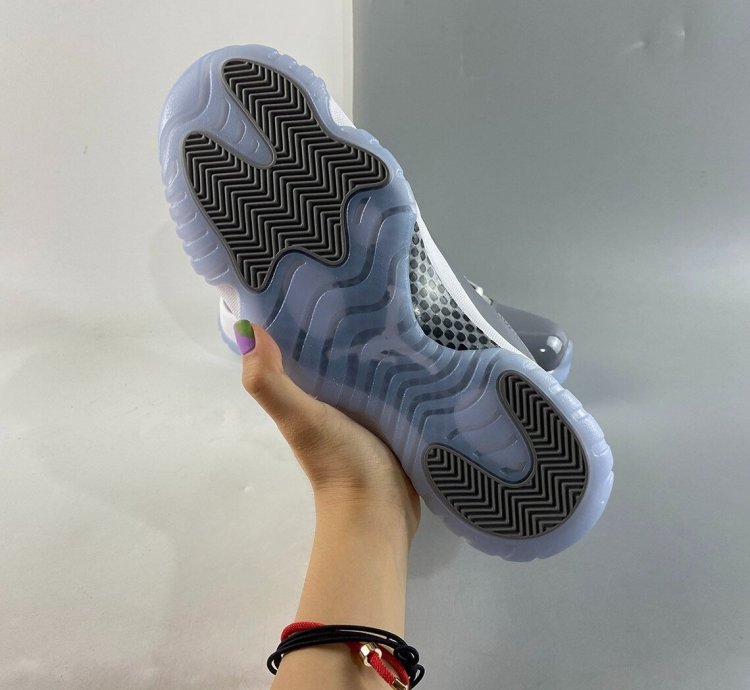 Nike Air Jordan 11 Retro Cool Grey 2021