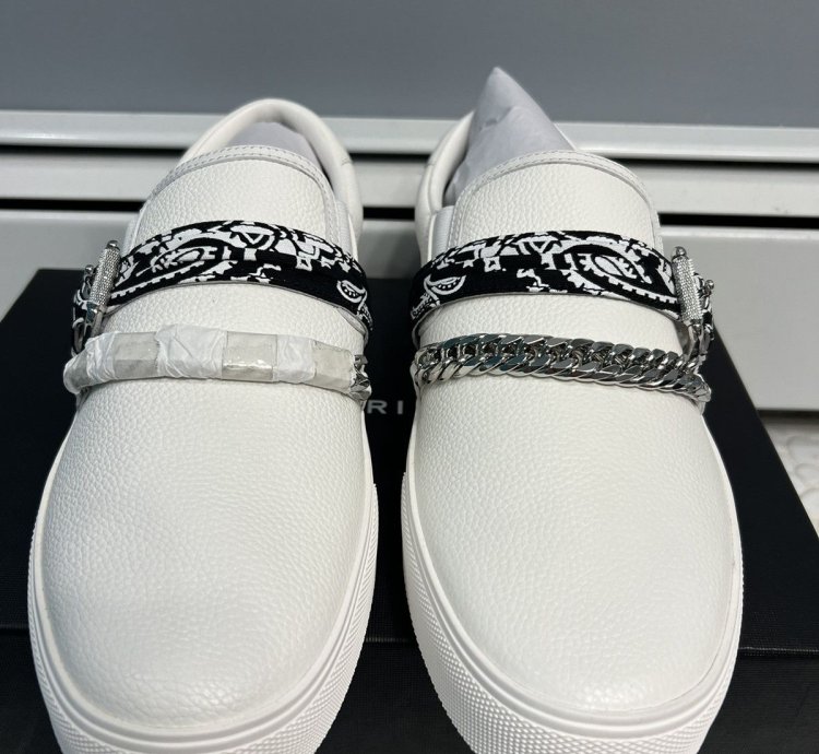 Amir Bandana Chain Slip On Sneaker Size 10