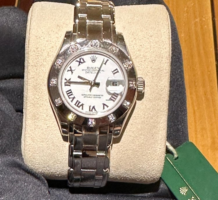 Rolex Lady-datejust Pearlmaster 29mm White Gold 12 Diamonds On Bezel At Hours