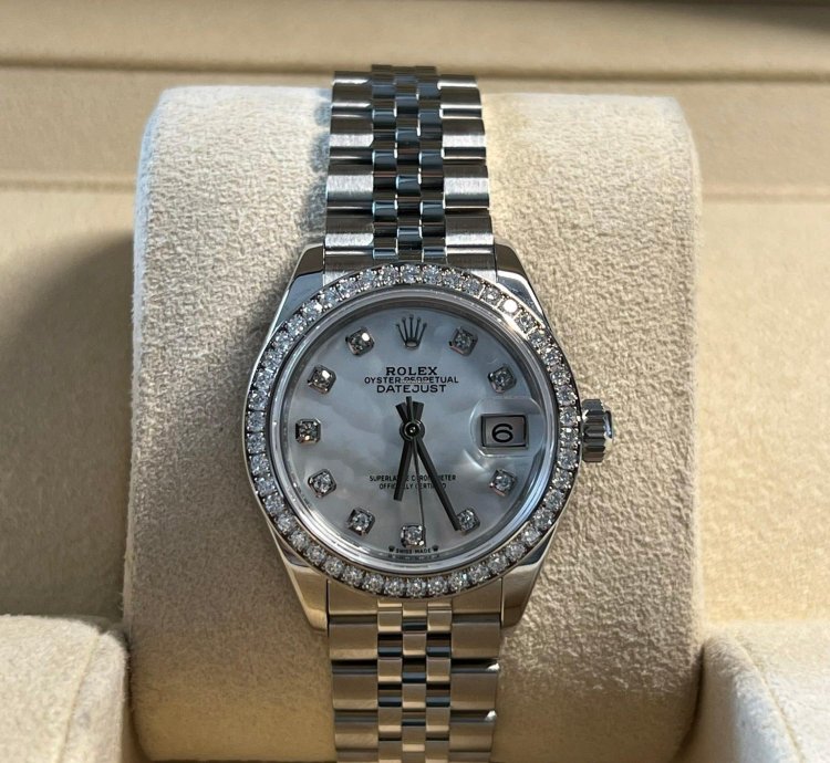 Rolex Lady-datejust Unworn Datejust 28mm Mother Of Pearl mop Diamond Dial Jubilee Bracelet Diamond Bezel 279384rbr