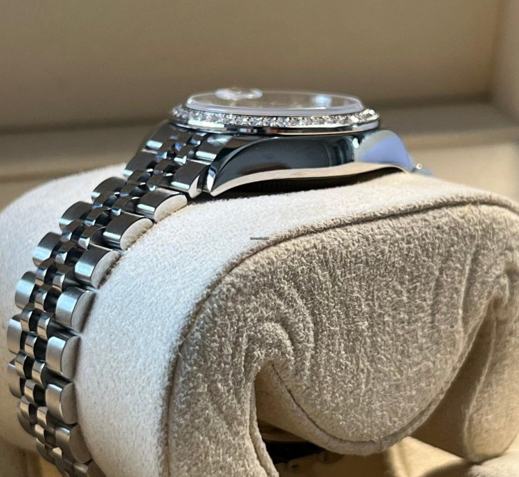 Rolex Lady-datejust Unworn Datejust 28mm Mother Of Pearl mop Diamond Dial Jubilee Bracelet Diamond Bezel 279384rbr