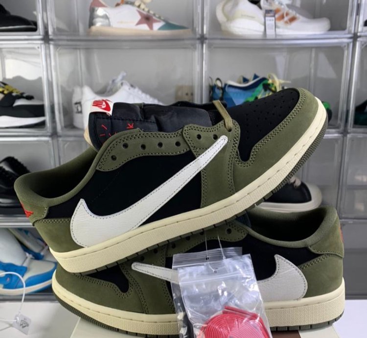 Travis Scott X Air Jordan 1 Low Black Olive