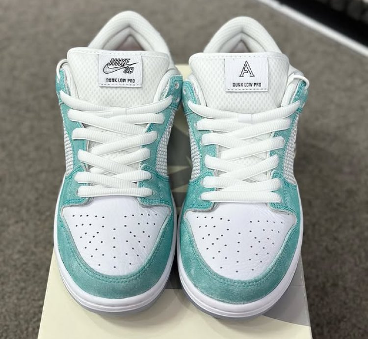 April Skateboard X Nike Sb Dunk Low Pro