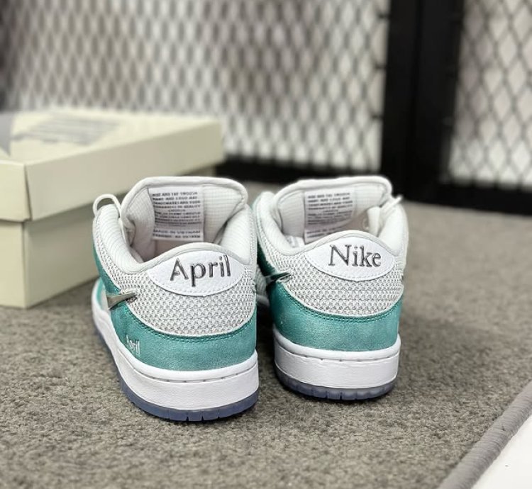 April Skateboard X Nike Sb Dunk Low Pro