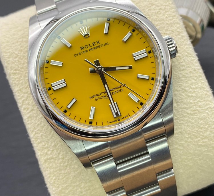 Rolex Oyster Perpetual 36 126000 Yellow Dial