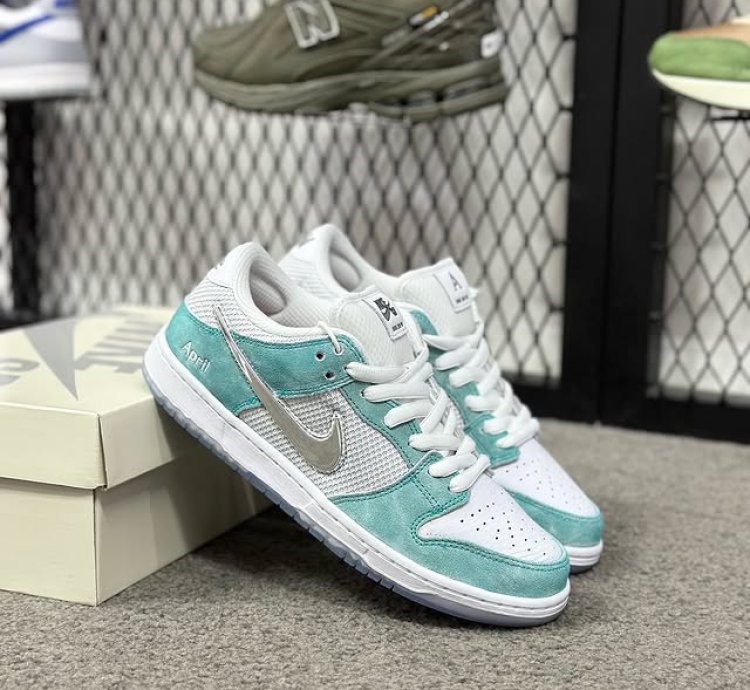 April Skateboard X Nike Sb Dunk Low Pro