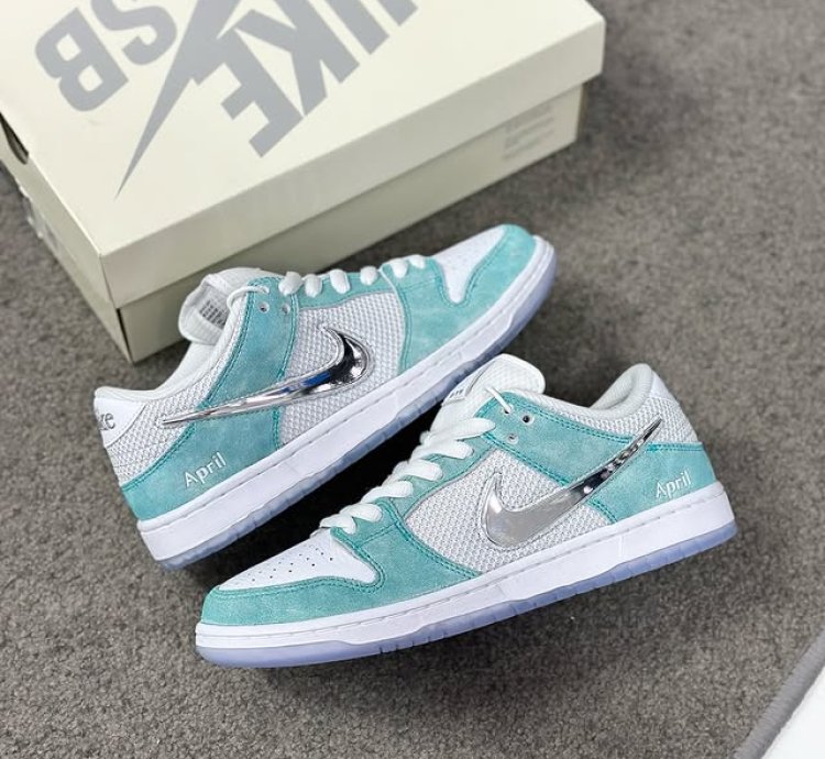 April Skateboard X Nike Sb Dunk Low Pro