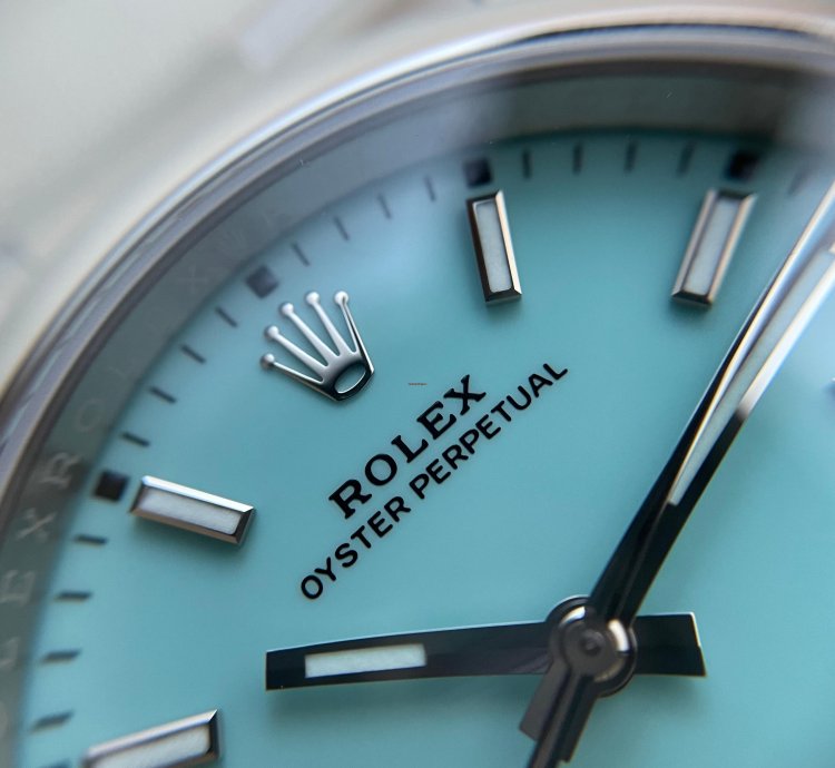 Rolex Oyster Perpetual 36 M126000-0006
