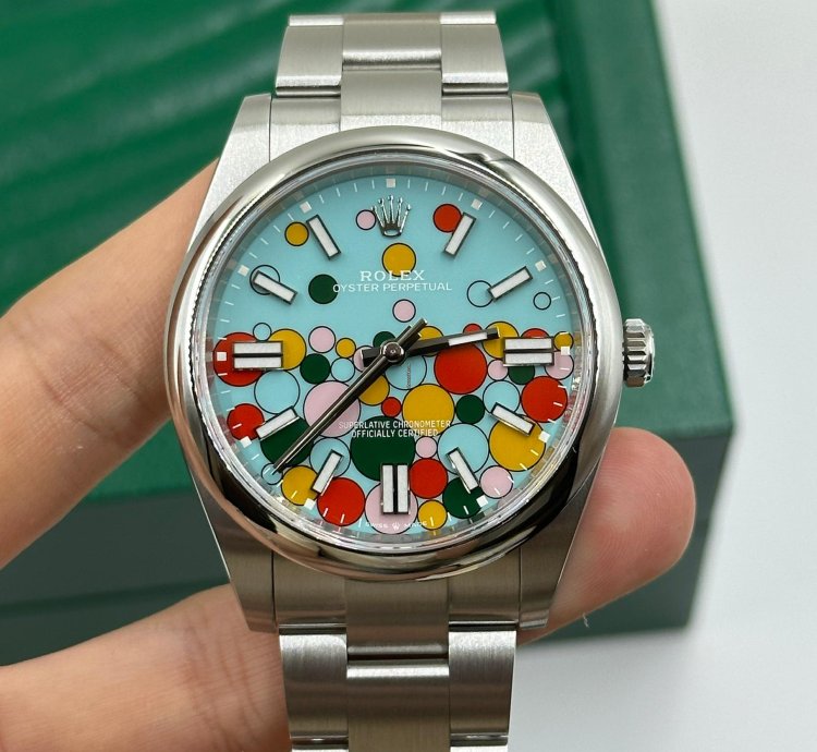 Rolex Oyster Perpetual 41 124300 Celebrate