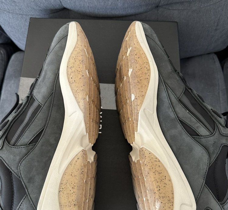 Amiri Bone Runner Black