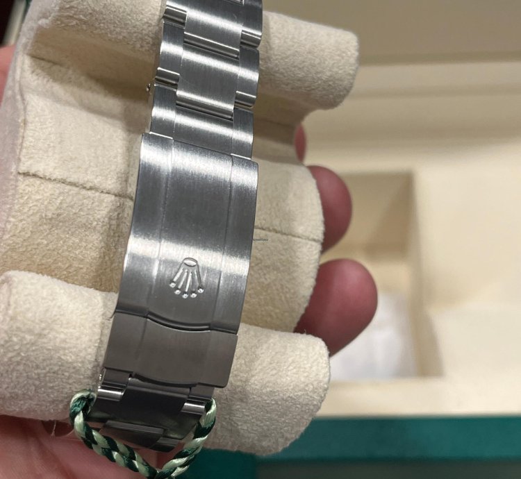 Rolex Oyster Perpetual 41 2024-unworn-41mm-oyster Celebration-full Set