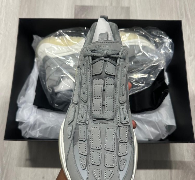 Amiri Bone Runner Grey